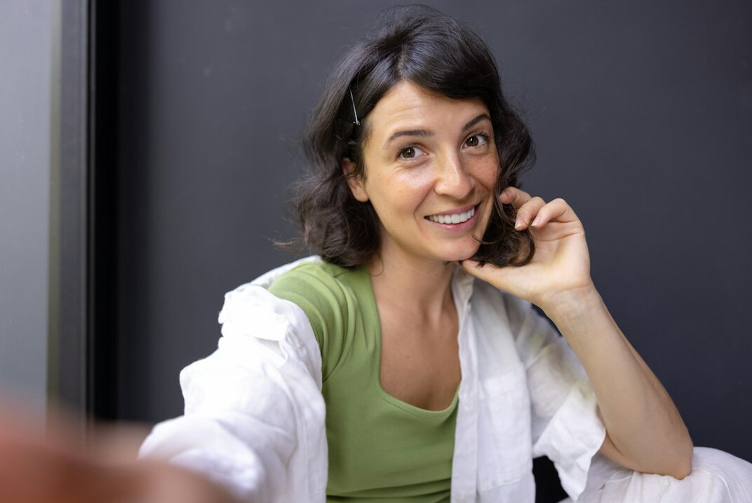 confident communicator in action